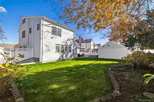 166 Princeton Rd, Rockville Centre, NY 11570 - Photo 39