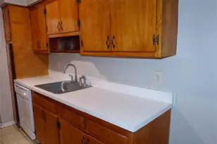 201 Kearsing Pkwy, Monsey, NY 10952 - Photo 7