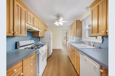 18 Hughes Street, Congers, NY 10920 - Photo 13