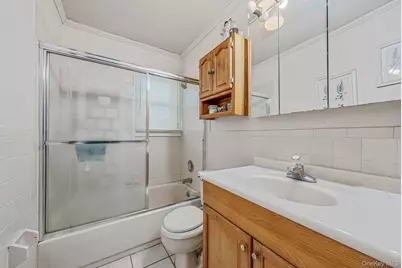 510 Albern Avenue, Oceanside, NY 11572 - Photo 13