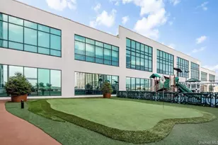 10 City Pl, White Plains, NY 10601 - Photo 27