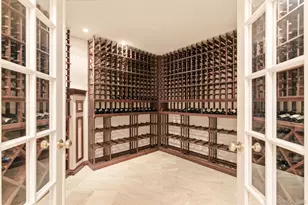 101 Wheatley Rd, Old Westbury, NY 11568 - Photo 37