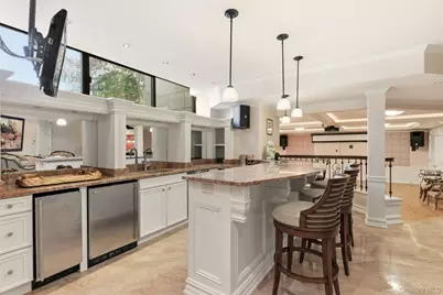 101 Wheatley Road, Old Westbury, NY 11568 - Photo 35