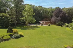 101 Wheatley Rd, Old Westbury, NY 11568 - Photo 49