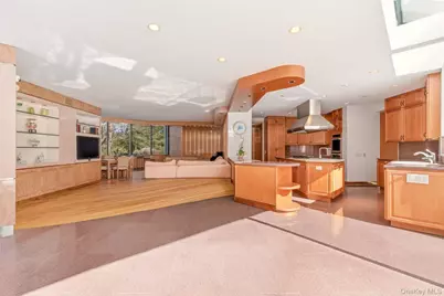 101 Wheatley Road, Old Westbury, NY 11568 - Photo 13