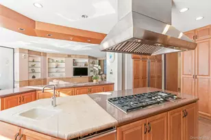 101 Wheatley Rd, Old Westbury, NY 11568 - Photo 15