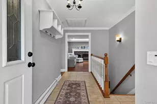 18 Canterbury Ln, Nesconset, NY 11767 - Photo 5