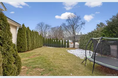 18 Canterbury Lane, Nesconset, NY 11767 - Photo 39