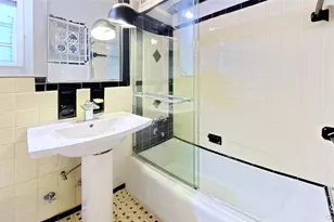 64-35 Yellowstone Blvd, Forest Hills, NY 11375 - Photo 15