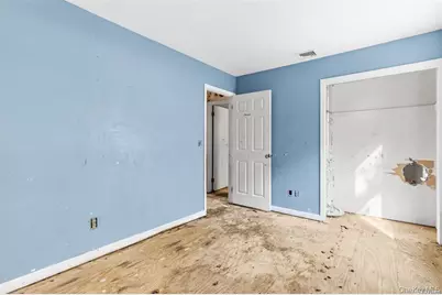 34 Andys Lane, Eastport, NY 11941 - Photo 17