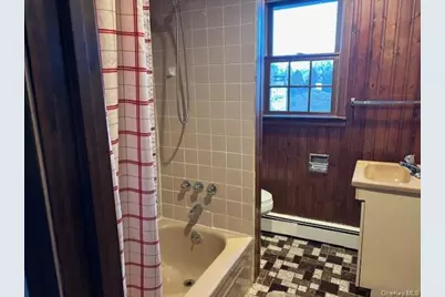 7 Romeo Lane, Commack, NY 11725 - Photo 29