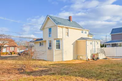 62 Westend Avenue, Freeport, NY 11520 - Photo 15