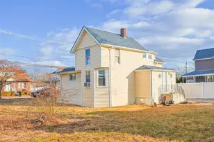 62 Westend Ave, Freeport, NY 11520 - Photo 15