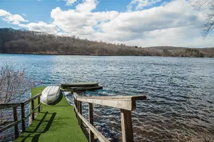 4 Springhouse Rd, Sloatsburg, NY 10974 - Photo 3