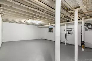 19-50 80th St, East Elmhurst, NY 11370 - Photo 15