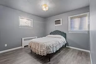 79 Centerwood St, West Babylon, NY 11704 - Photo 15