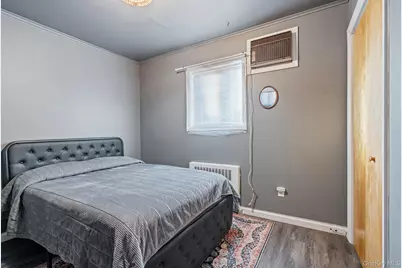 79 Centerwood Street, West Babylon, NY 11704 - Photo 17