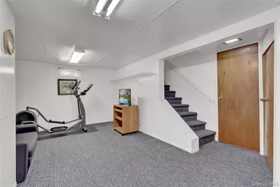 206 9th Street, Hicksville, NY 11801 - Photo 19