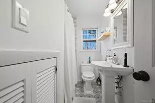 15 School St, Port Washington, NY 11050 - Photo 11