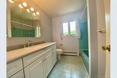 21 Fairway Drive, South Setauket, NY 11720 - Photo 11