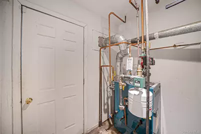 105 Arlington Street, Mineola, NY 11501 - Photo 27