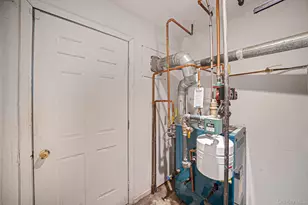 105 Arlington St, Mineola, NY 11501 - Photo 27