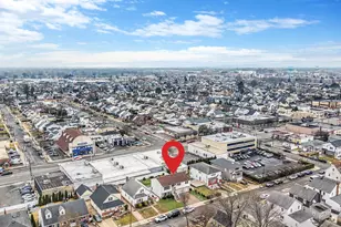 105 Arlington St, Mineola, NY 11501 - Photo 37