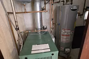 551B Vincent Ave, Bronx, NY 10465 - Photo 11