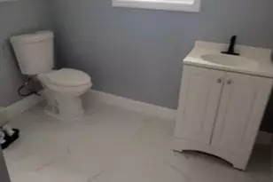 27 Brook Ave, Bay Shore, NY 11706 - Photo 13