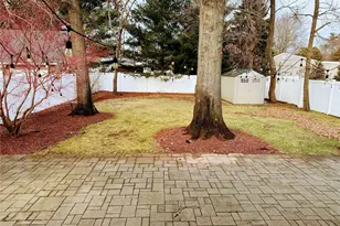 7 Grange St, Huntington, NY 11743 - Photo 17