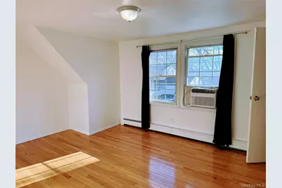 7 Grange Street #2nd Floor, Huntington, NY 11743 - Photo 11