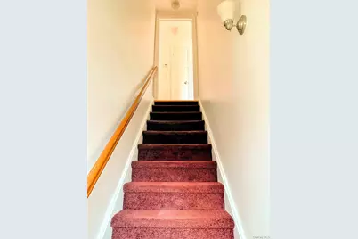 7 Grange Street #2nd Floor, Huntington, NY 11743 - Photo 3