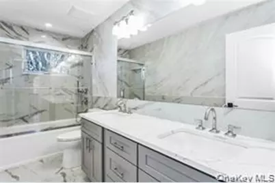 9 Briggs Street, Hicksville, NY 11801 - Photo 21