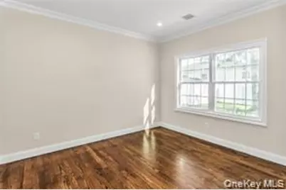 9 Briggs Street, Hicksville, NY 11801 - Photo 9