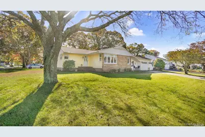 11 Norman Drive, Centereach, NY 11720 - Photo 3