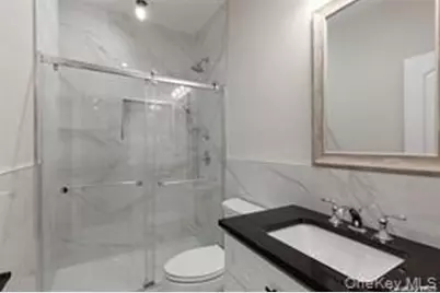 11 Evelyn Court, Syosset, NY 11791 - Photo 9