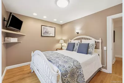 66 Wood Avenue, Ardsley, NY 10502 - Photo 15