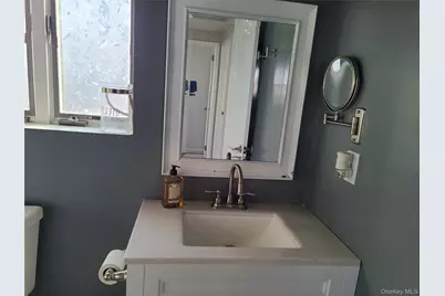 50 Ann Drive E, Freeport, NY 11520 - Photo 21