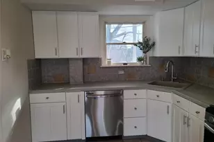 50 Ann Dr E, Freeport, NY 11520 - Photo 11