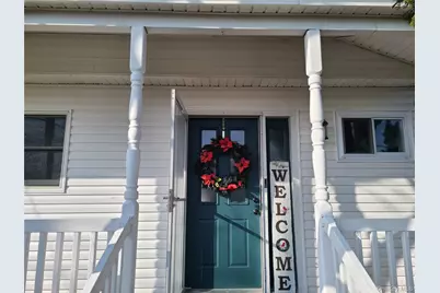 50 Ann Drive E, Freeport, NY 11520 - Photo 3