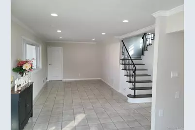 50 Ann Drive E, Freeport, NY 11520 - Photo 5