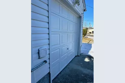 50 Ann Drive E, Freeport, NY 11520 - Photo 29