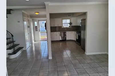 50 Ann Drive E, Freeport, NY 11520 - Photo 9