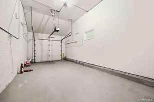 93 Seton Dr, New Rochelle, NY 10804 - Photo 19