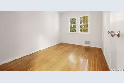 93 Seton Drive, New Rochelle, NY 10804 - Photo 13