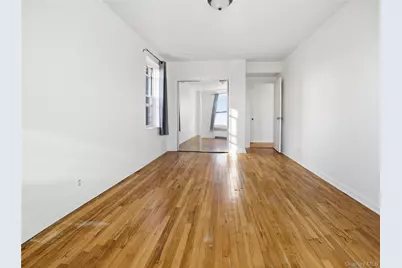 2090 Barnes Avenue #3G, Bronx, NY 10462 - Photo 17