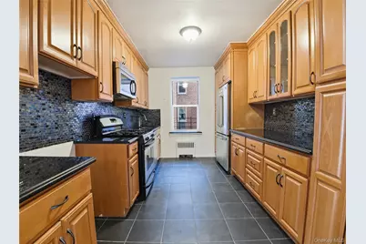 2090 Barnes Avenue #3G, Bronx, NY 10462 - Photo 5