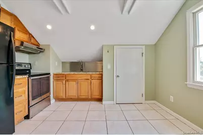 25 Gardners Lane #A, Hampton Bays, NY 11946 - Photo 19