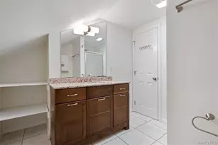 25 Gardners Ln, Hampton Bays, NY 11946 - Photo 15