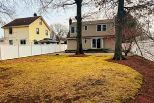 7 Grange St, Huntington, NY 11743 - Photo 23